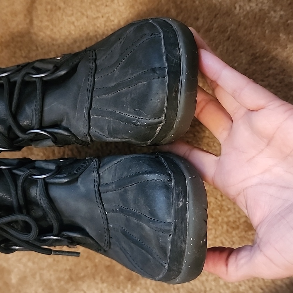 UGG Cecile Waterproof Boots - Picture 4 of 12